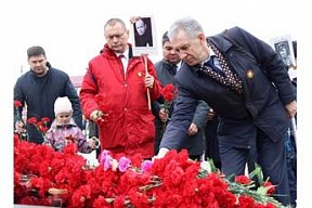 9 мая дипломатический состав Представительства посетил военный парад в честь 76-й годовщины Победы в Великой Отечественной войне и принял участие в церемонии возложения цветов к Вечному огню